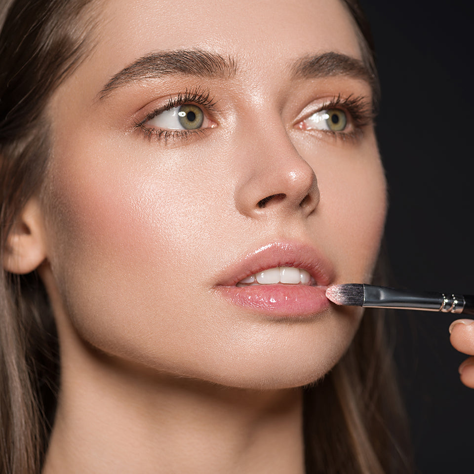 LIPS BALMS, GLOSSES & BALMS